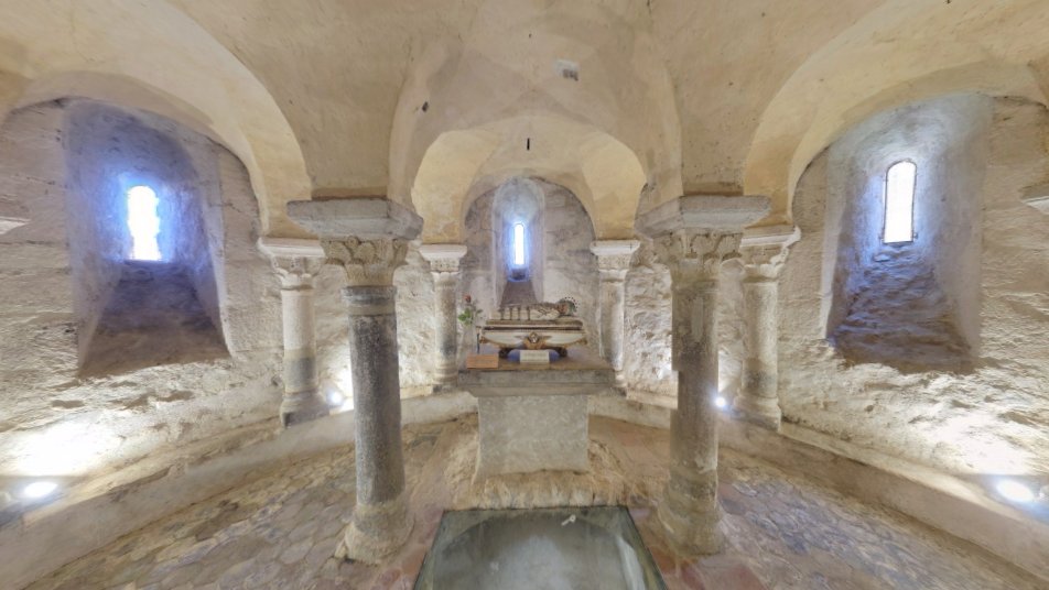 Vue panoramique — Crypte du Prieuré de Champdieu